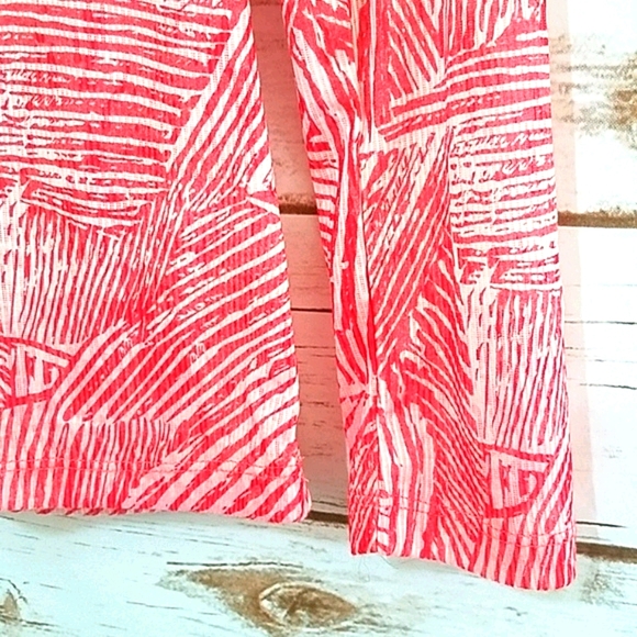 5/$30 🎀 Miss SaSa | Y2k Streetwear Athleisure Red Shirt - Picture 5 of 8